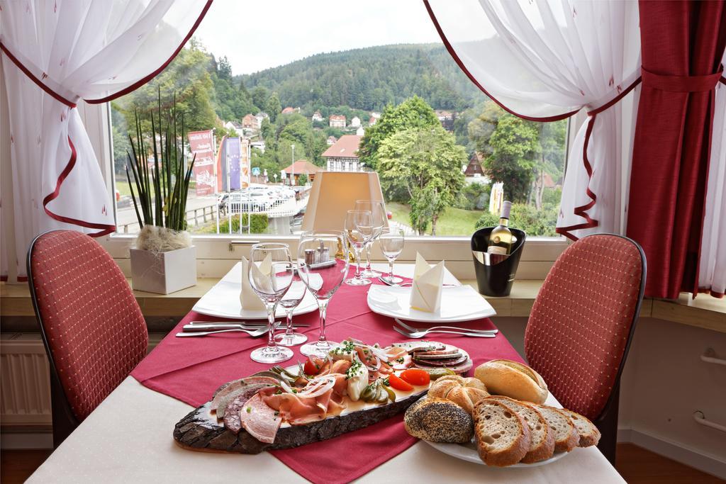 Hotel Restaurant Ketterer Am Kurgarten Triberg im Schwarzwald Eksteriør bilde